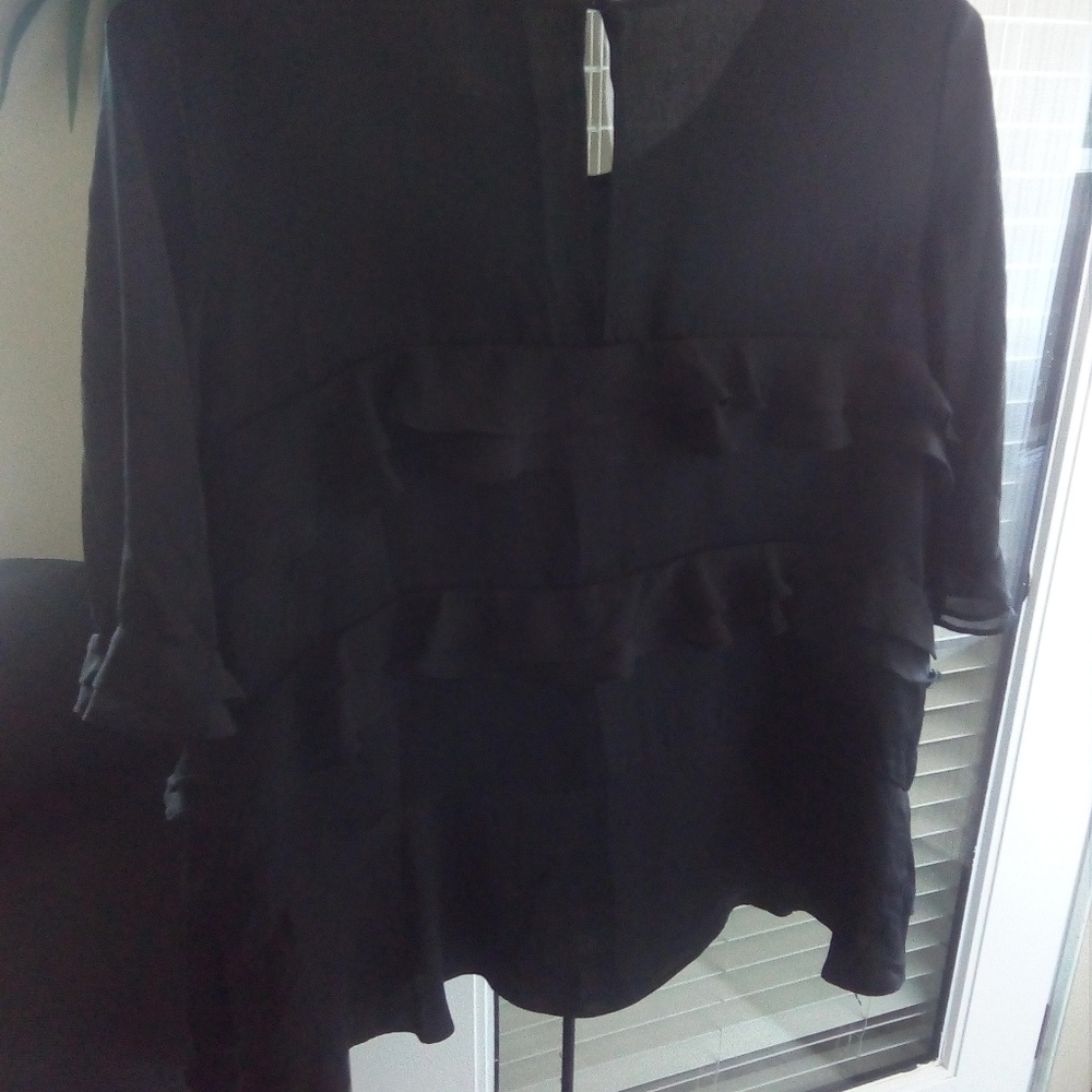 XL Black Ruffle Blouse Top - Picture 4 of 7